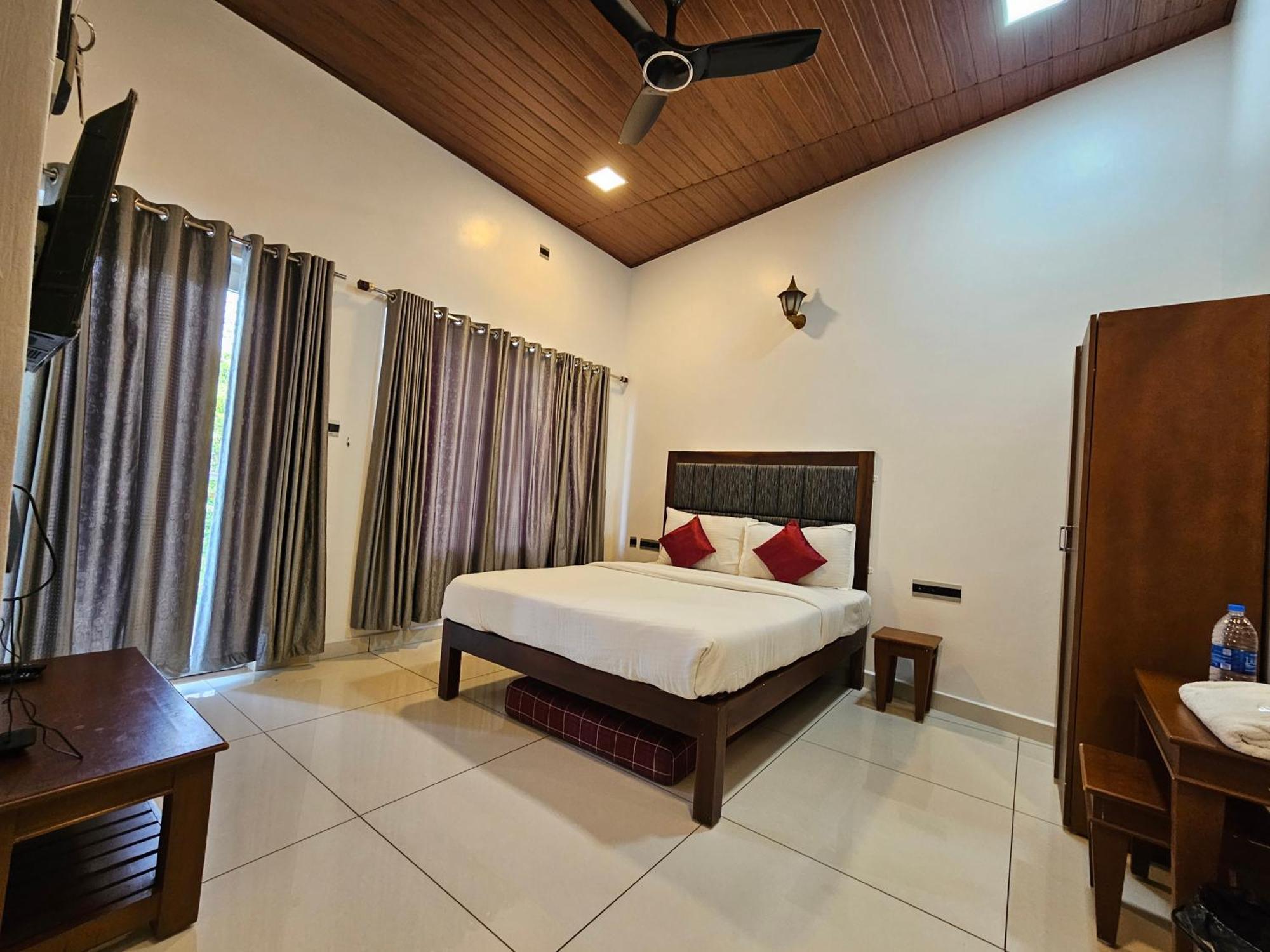 Misty Bush Munnar Bed & Breakfast Exterior photo